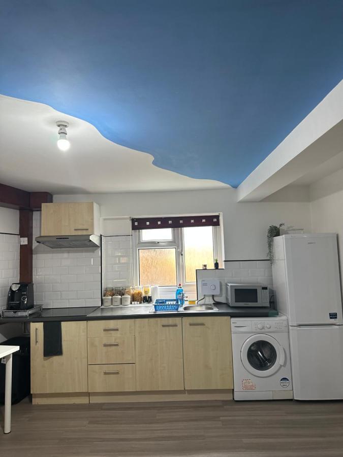Modern Studio Close To Leeds City Centre Exterior foto